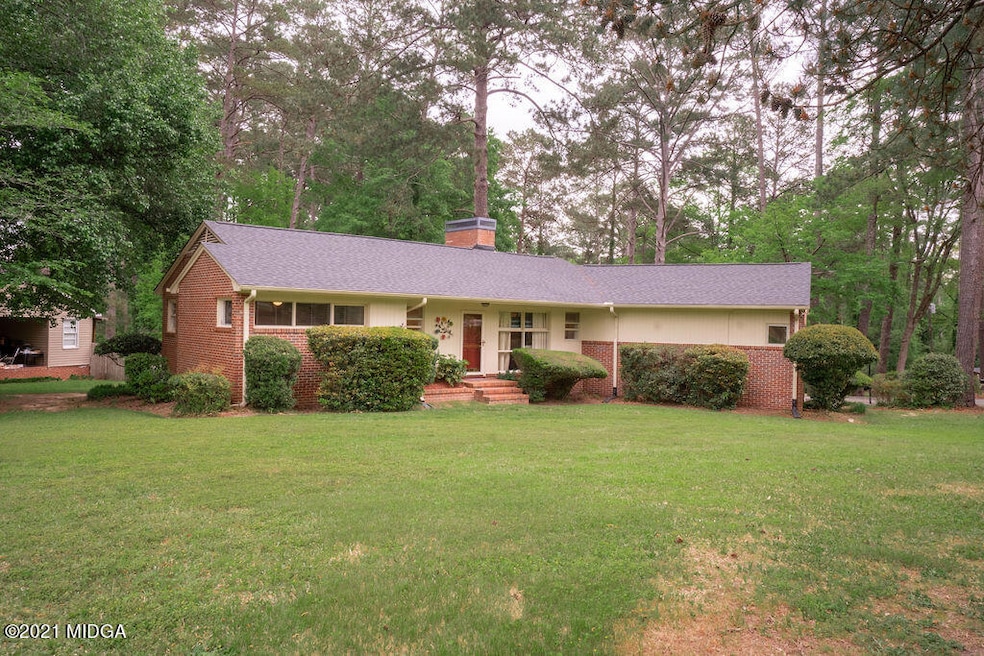 2895 Pinewood Dr, Macon, GA 31204 - photo 1