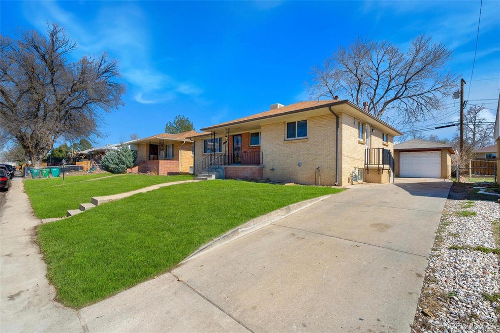 1020 Joliet St, Aurora, CO 80010 - photo 1