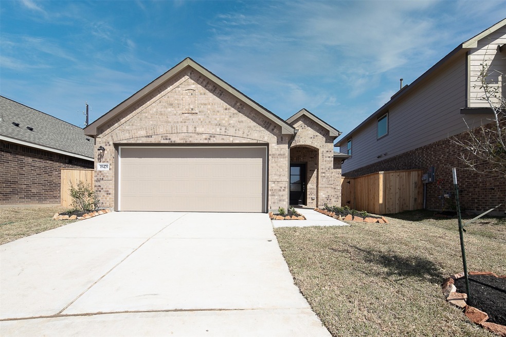 18478 Running Shadow Ct, Hockley, TX 77447 - photo 1
