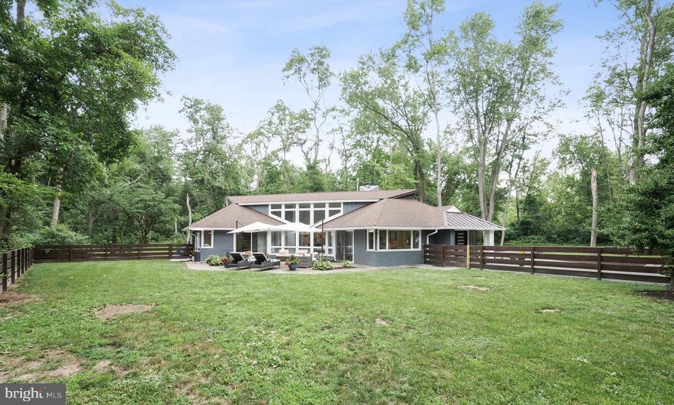 11 Stobbe Ln, Princeton Junction, NJ 08550 - photo 1