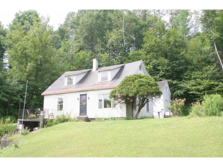 501 Old Center Rd, Saint Johnsbury, VT 05819 - photo 1