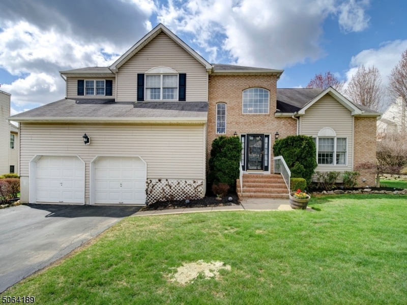 17 Fox Chase Ln, Ledgewood, NJ 07852 - photo 1