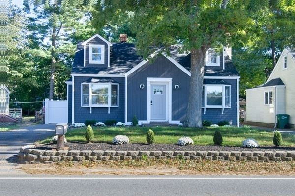 192 Wampatuck St, Pembroke, MA 02359 - photo 1