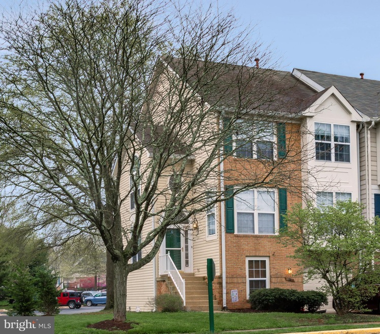 46730 Graham Cove Square, Sterling, VA 20165 - photo 1