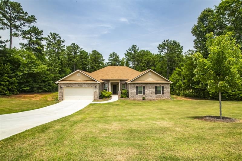 1019 Yorkshire Dr, Griffin, GA 30223 - photo 1