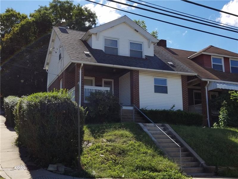 Welcome to 2801 Voelkel Avenue. Great Dormont loca