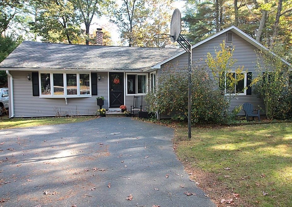 106 Flynt St, Palmer, MA 01069 - photo 1