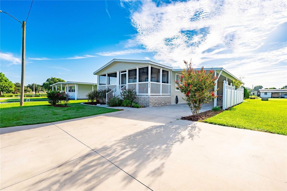 5420 Comanche St, Zephyrhills, FL 33542 - photo 1