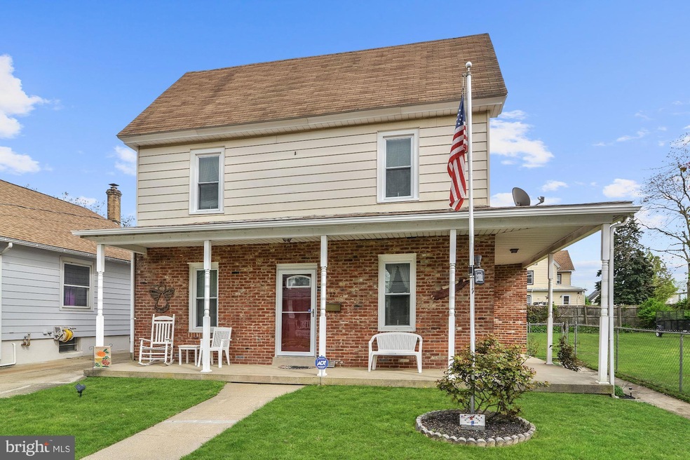 77 Delaware Ave, Penns Grove, NJ 08069 - photo 1
