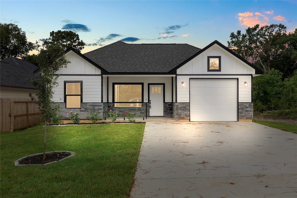 Sold • Co-Listing Agent