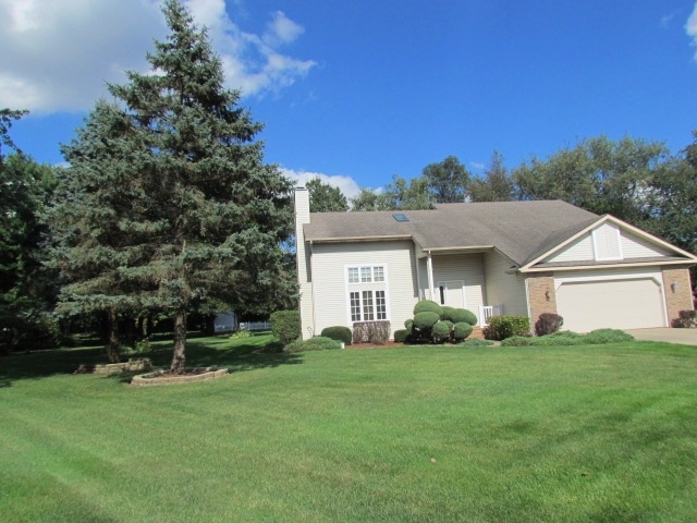 14449 Meadow Run Ct, Granger, IN 46530 - photo 1