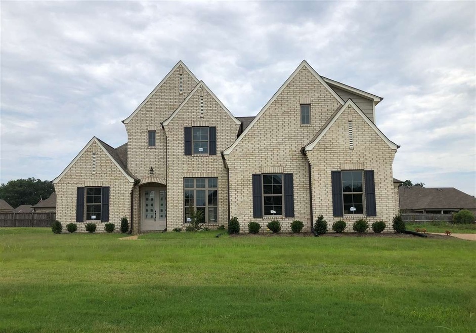 165 Marietta Dr, Oakland, TN 38060 - photo 1