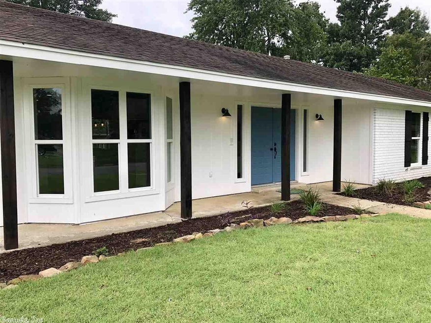 1 S Hampton Dr, Conway, AR 72034 - photo 1