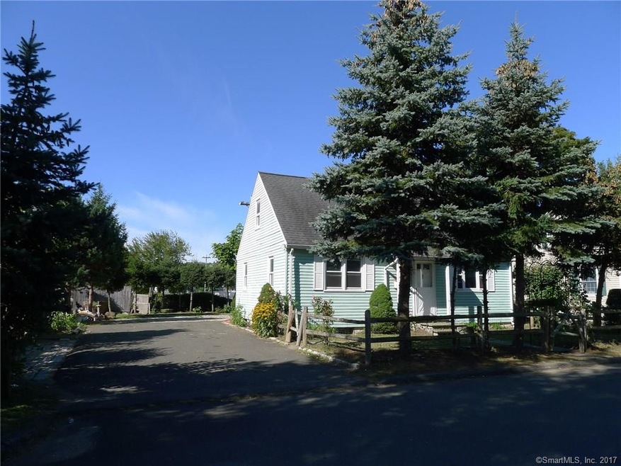 28 South Ave, Danbury, CT 06810 - photo 1