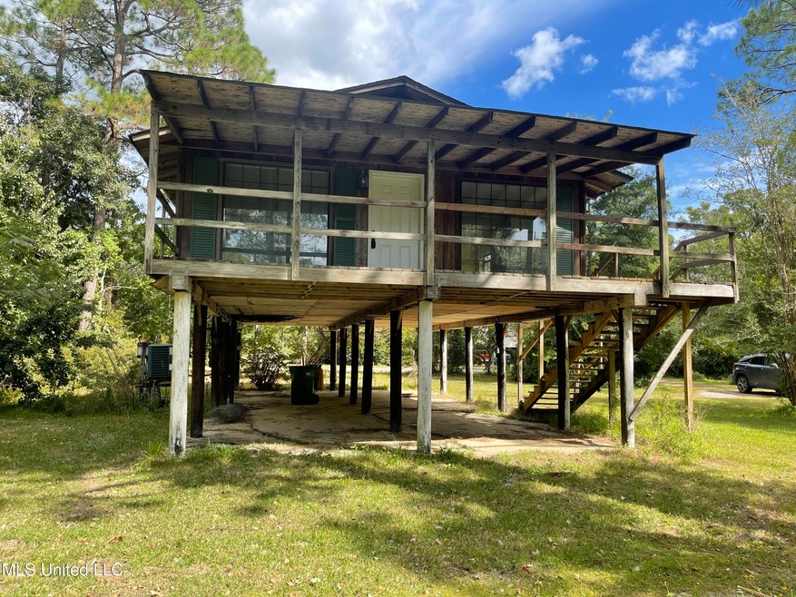 6809 Mescalero Dr, Biloxi, MS 39532 - photo 1