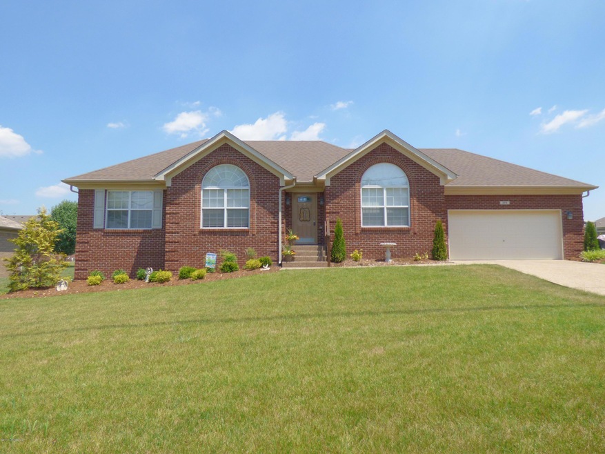 370 Bleemel Ln, Mount Washington, KY 40047 - photo 1