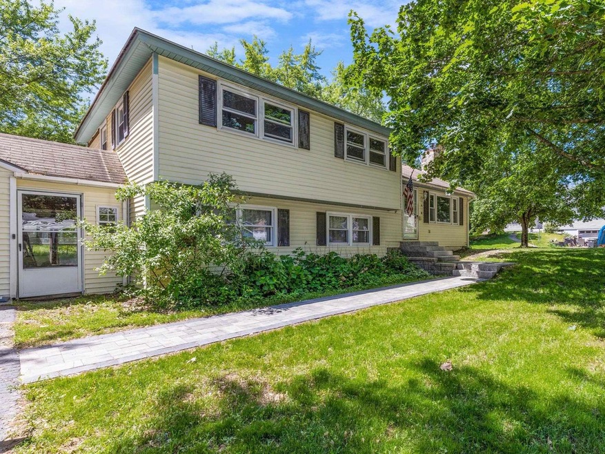 4 Jeannette St, Franklin, NH 03235 - photo 1