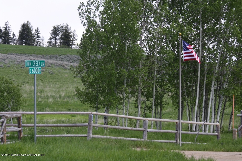 View of Cty Rd Entry to Vista Meadows
