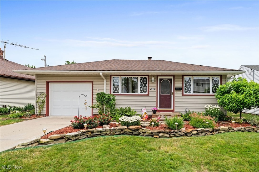 30844 Harrison Rd, Wickliffe, OH 44092 - photo 1