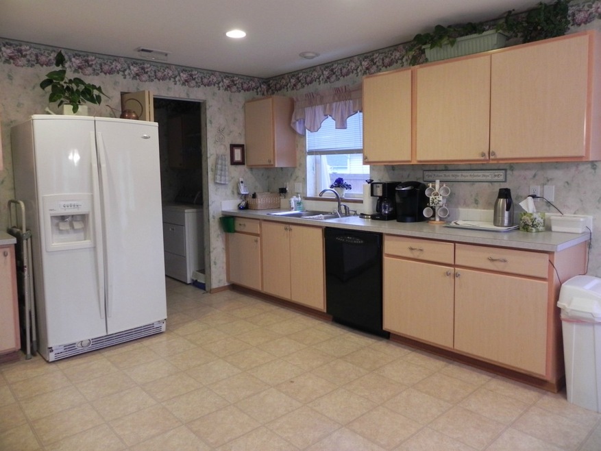 301 Anderson St NW, Orting, WA 98360 - photo 1