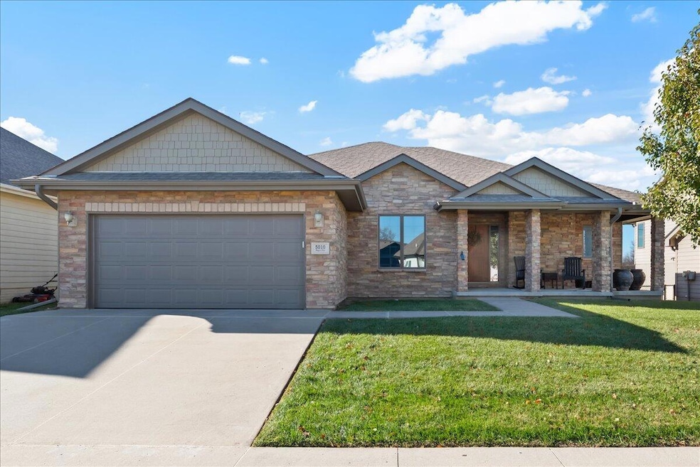 01-5010WagonsWay_001