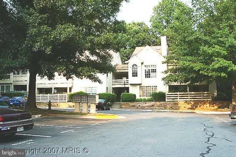 2229 Lovedale Ln unit 310B, Reston, VA 20191 - photo 1