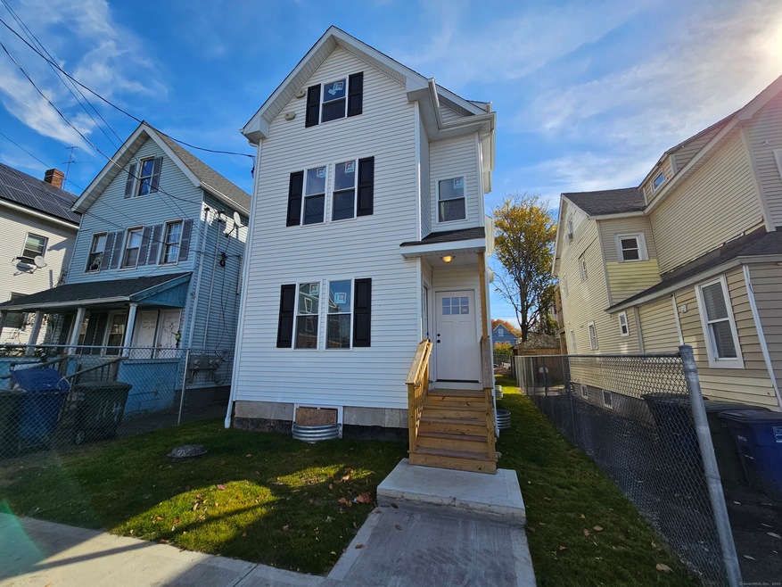 99 Johnson St unit 1, Bridgeport, CT 06604 - photo 1