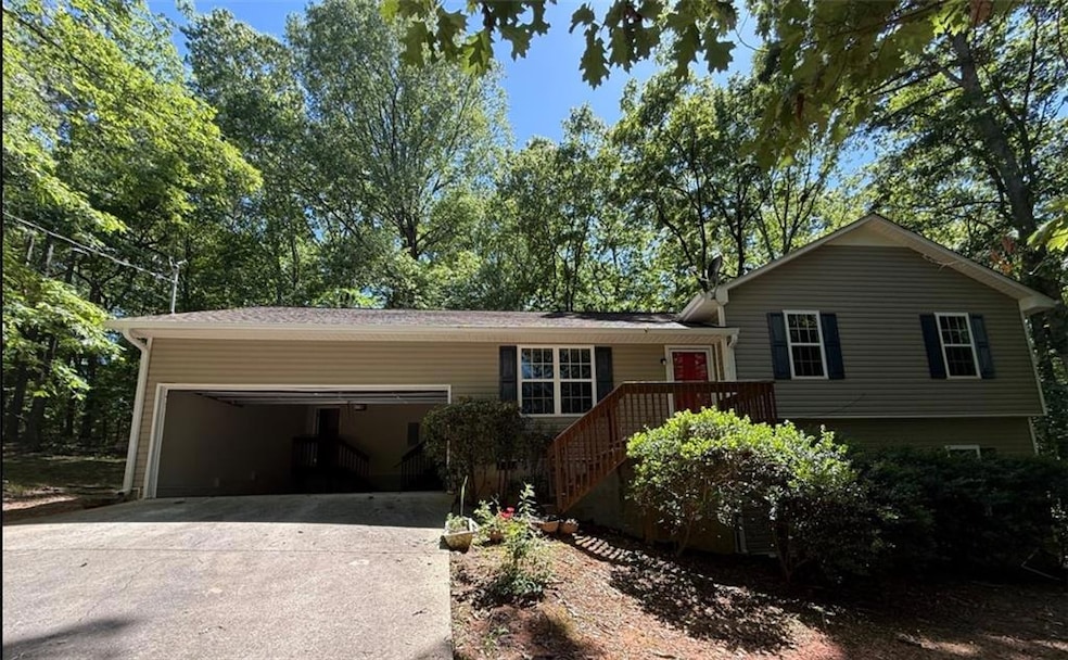 261 Sally Duke Dr, Whitesburg, GA 30185 - photo 1