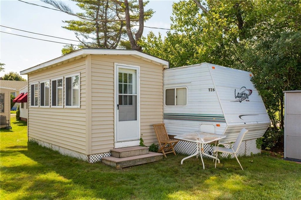 333 Long Sands Rd unit 26T, York, ME 03909 - photo 1