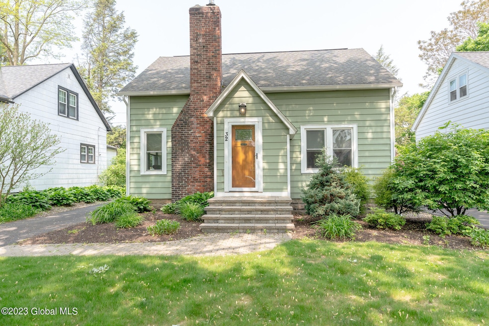 32 Van Buren St, Albany, NY 12206 - photo 1