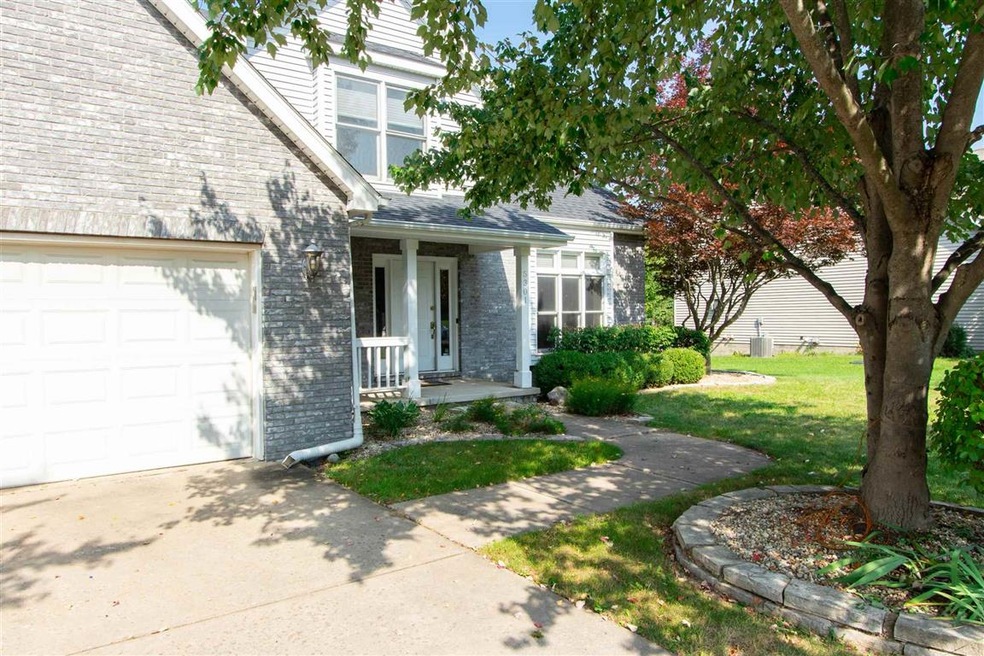 5301 N Rothmere Dr, Peoria, IL 61615 - photo 1