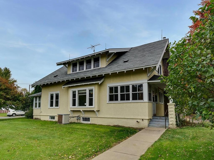 Lots of charm and character in this east side Meno