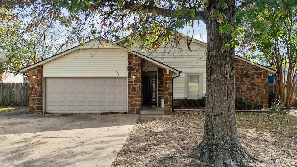 1286 E 140th Place, Glenpool, OK 74033 - photo 1