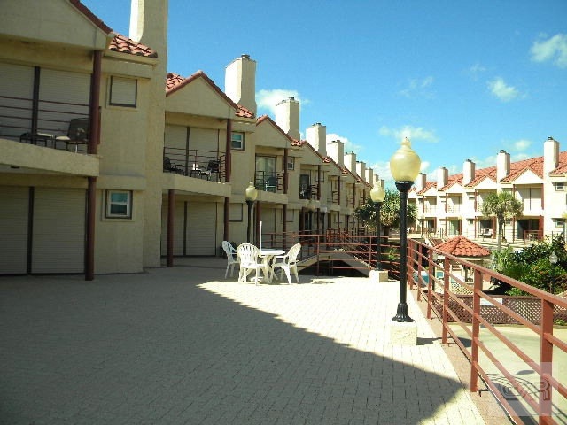 7312 Seawall Blvd unit 109, Galveston, TX 77551 - photo 1