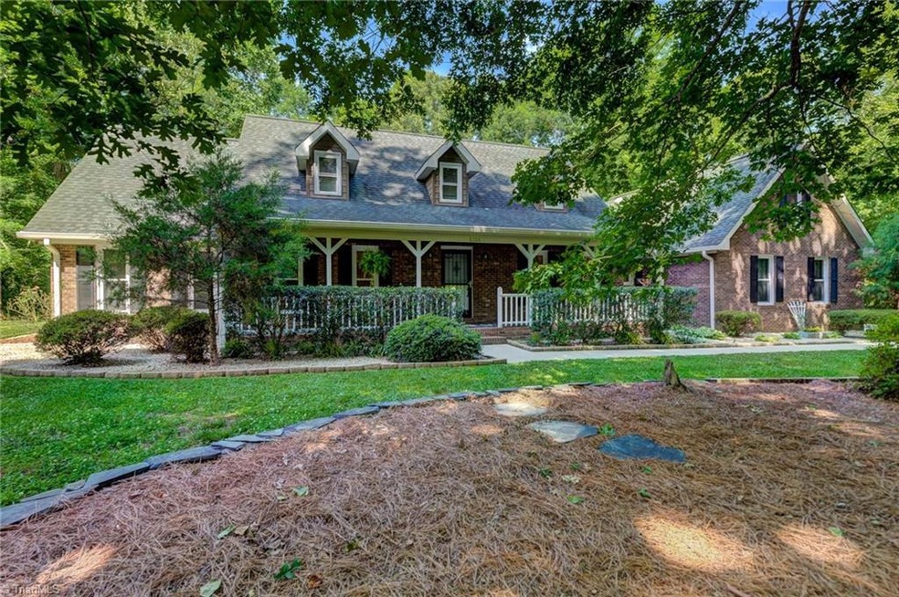 6306 Quate Dr, Greensboro, NC 27406 - photo 1