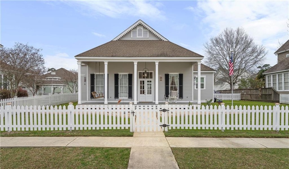 Beautiful Cottage with all Hardy Plank
