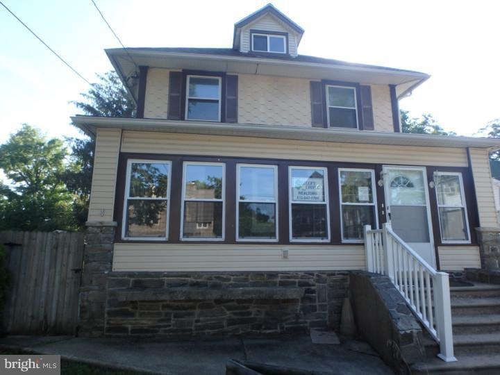 216 W Winona Ave, Norwood, PA 19074 - photo 1