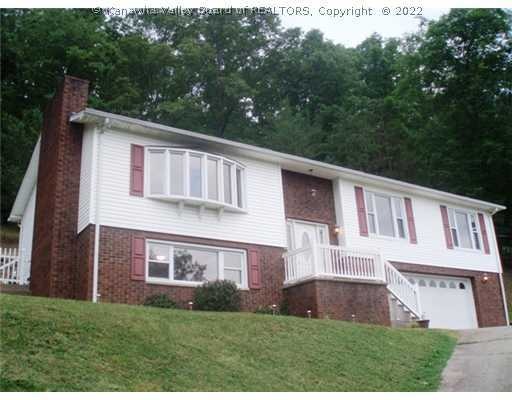 73 Mannon Dr, Alum Creek, WV 25003 - photo 1