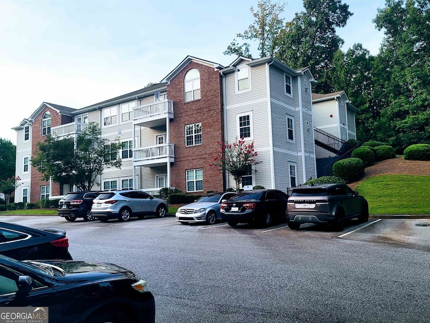 1392 Orchard Park Dr, Stone Mountain, GA 30083 - photo 1