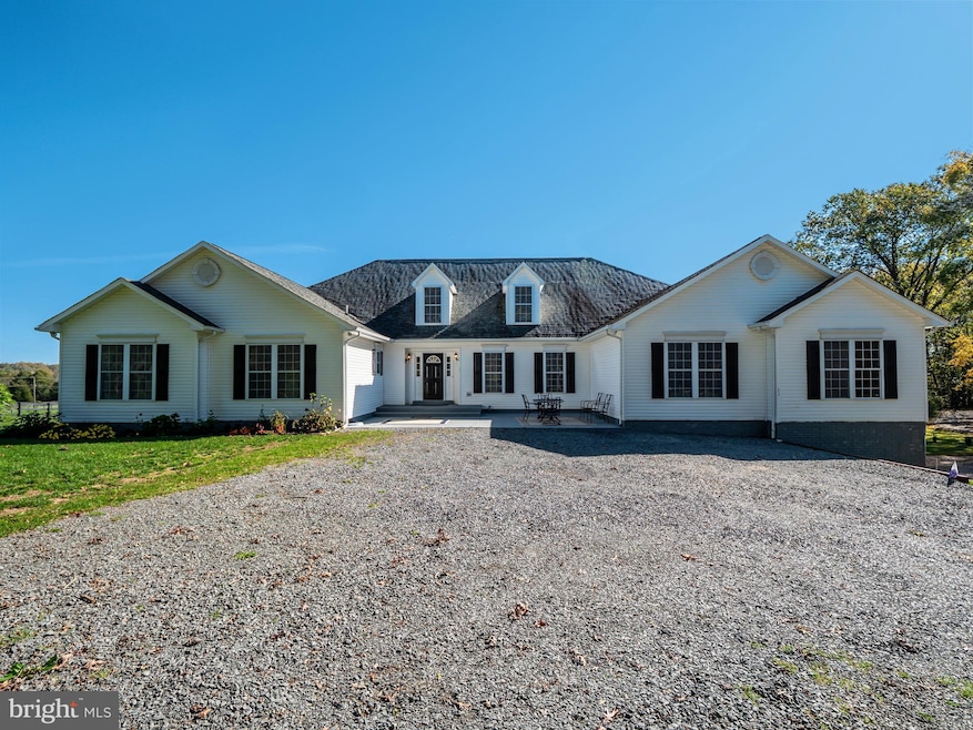8424 Mes Enfants Ct, Warrenton, VA 20186 - photo 1
