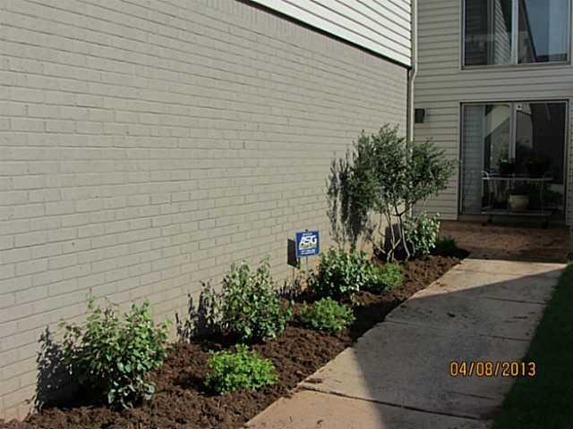 11310 Benttree Cir, Oklahoma City, OK 73120 - photo 1