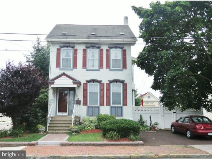 15 N Richardson Ave, Lansdale, PA 19446 - photo 1