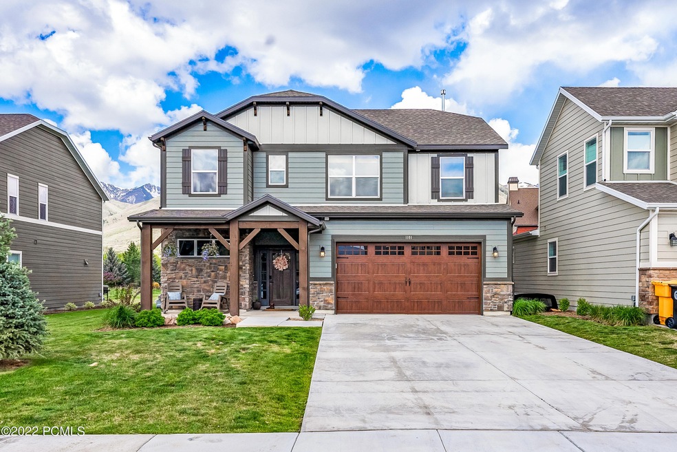 0_Front-Exterior_high_3865992