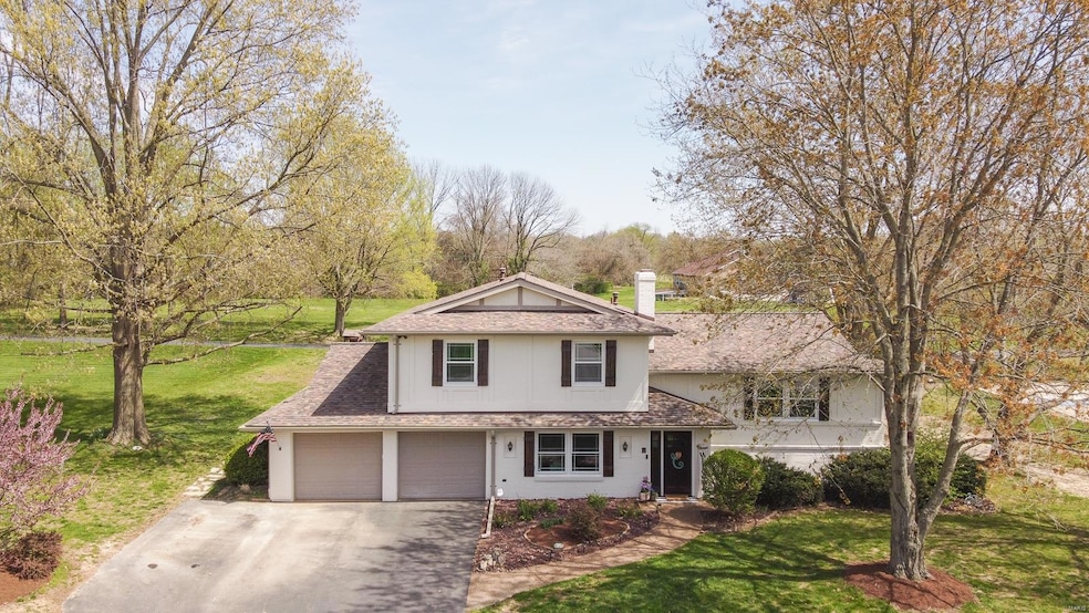 11 Santa Anita Dr, Maryville, IL 62062 - photo 1