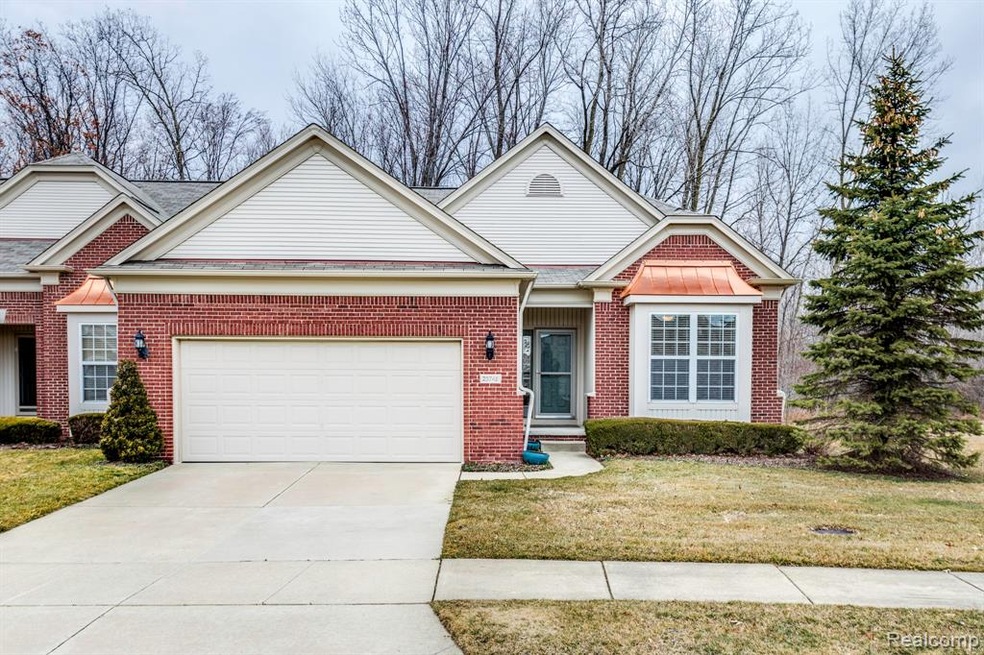 23745 Rossiter Dr-1.JPG
