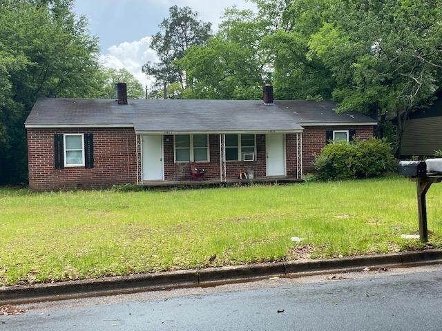 1402 W Whitney Ave, Albany, GA 31707 - photo 1
