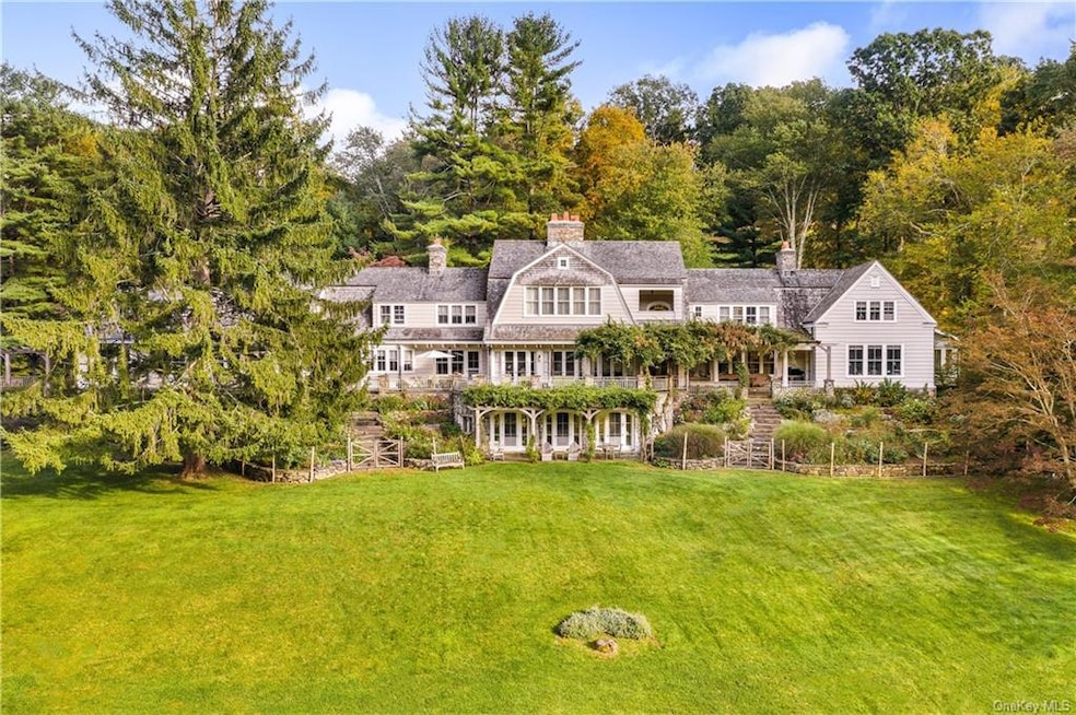 81 Lyndel Rd, Pound Ridge, NY 10576 - photo 1