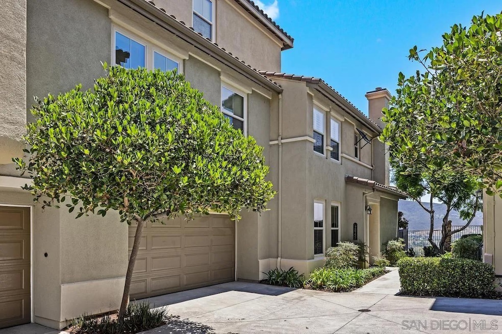 Sold $940,000 • Co-Listing Agent