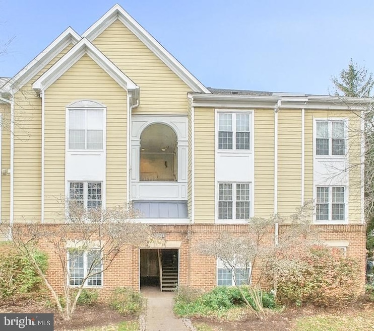 12911 Alton Square unit 102, Herndon, VA 20170 - photo 1