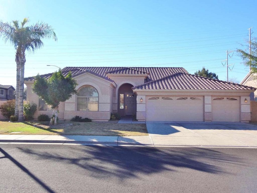 00-Front of home